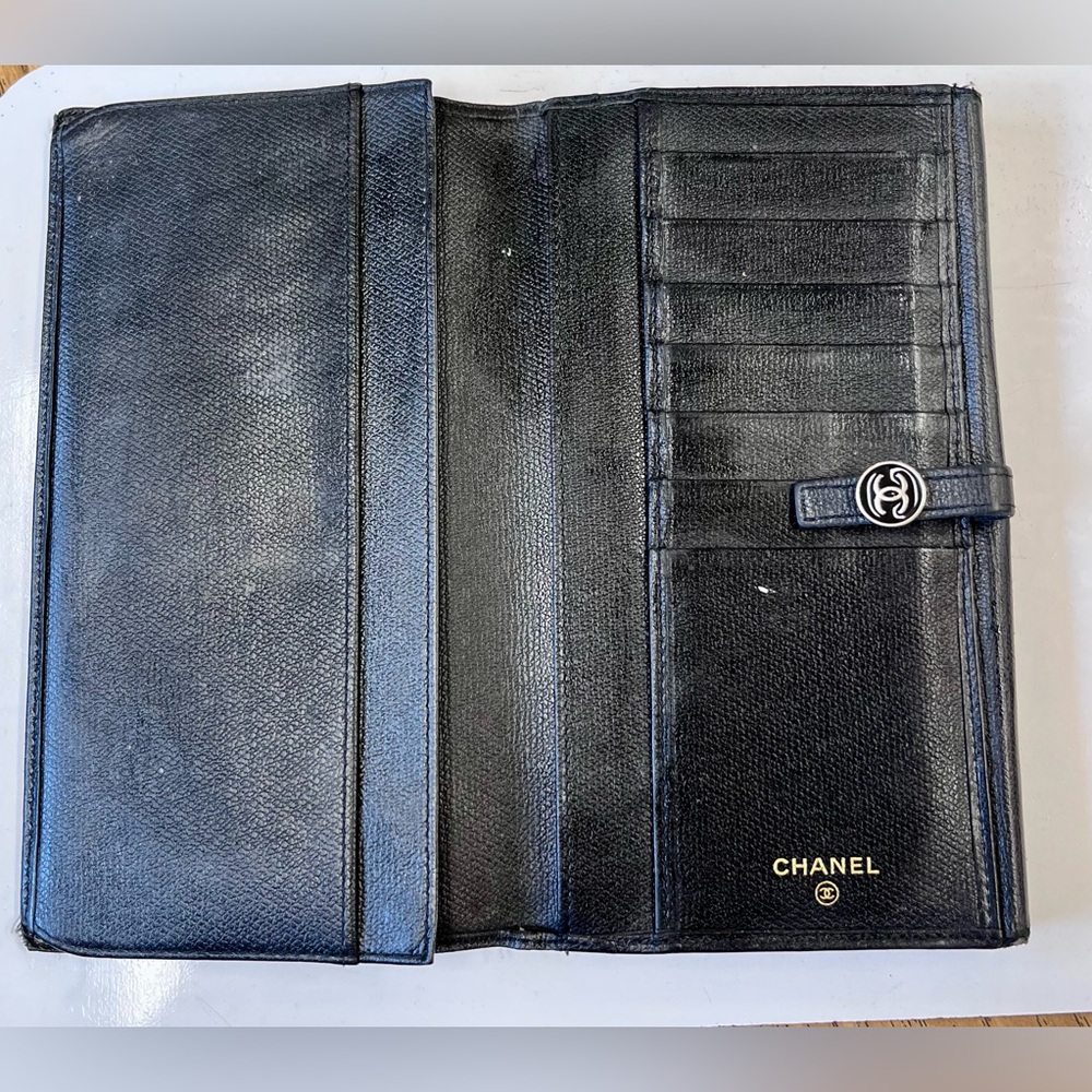 Chanel Caviar Long Wallet - Picture 5 of 14